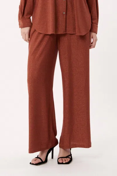 Frnch Maelle Pants In Rust In Brown