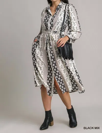 Umgee Print Front Tie Midi Dress/kimono In Black Mix In Silver
