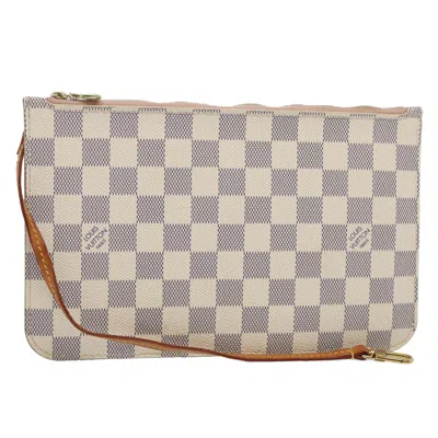 Pre-owned Louis Vuitton Neverfull Canvas Clutch Bag () In White