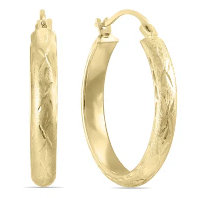 Sselects 14k Yellow Gold Brushed Hoop Earrings With Diamond Cut Engraving 20mm