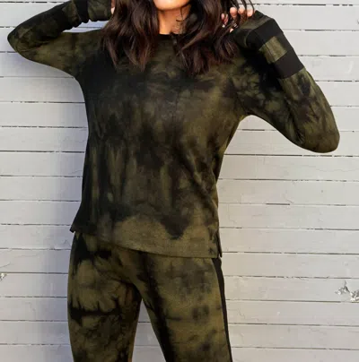 French Kyss Tie Dye Crew Top With Stripe In Army In Black