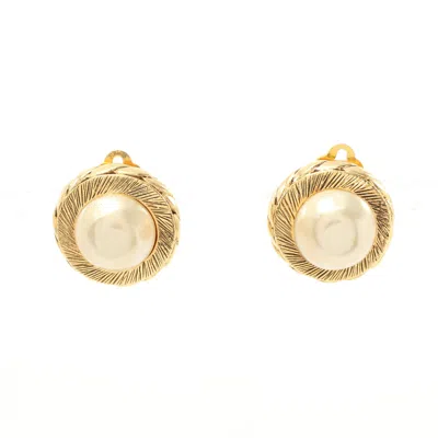 Pre-owned Chanel Round Earrings Gp Fake Pearl Gold Offvintage In Multi