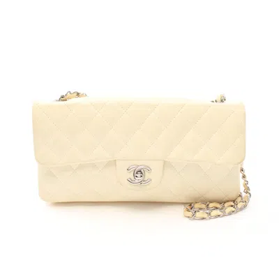 Pre-owned Chanel Matelasse Chain Shoulder Bag Lambskinsilver Hardware In White