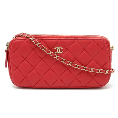 Pre-owned Chanel - Leather Clutch Bag () In Red