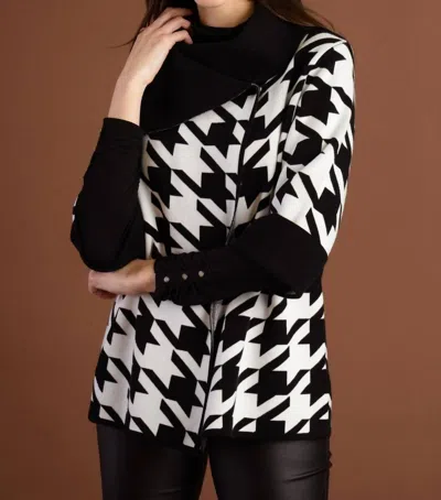 Marble Houndstooth Cardigan In Black/white
