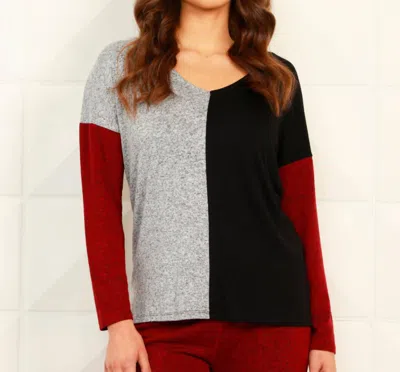 French Kyss Color Block Open V-neck Top In Black/wine