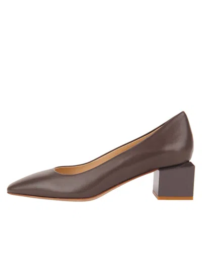 Butter Novella Block Heeled Pump In Asphalt Nappa In Brown