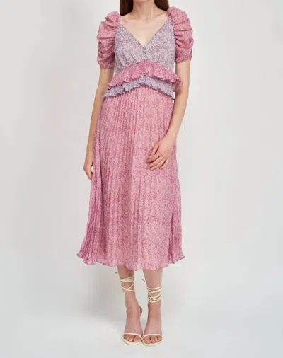 En Saison Annie Pleated Midi Dress In Lilac In Pink