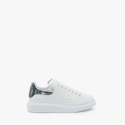 Alexander Mcqueen Oversized Sneaker In White