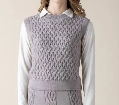Margaret O'leary Cable Vest In Cement In Grey