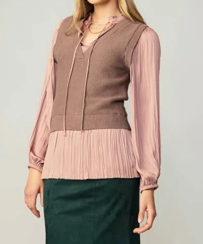 Current Air Lenny V Neck Sweater With Contrast Sleeve In Caramel In Pink