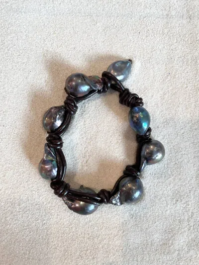 Mela Jewellery Mela M Tahiti Pearl Bracelet In Black In Blue