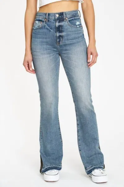 Daze Covergirl Mid Rise Boot Cut Denim In Darling In Blue