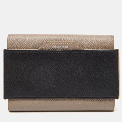 Pre-owned Hermes Hermès Etain/black Epsom Leather Passant Compact Wallet In Beige