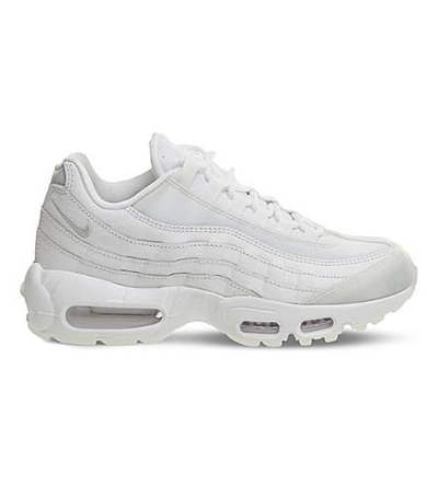 Nike Air Max 95 Se Running Shoe In White Irridescent