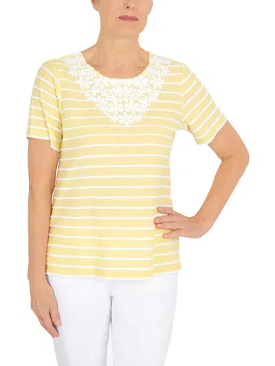 Alfred Dunner Womens Lace Overlay Scallop Detail Pullover Top In Yellow