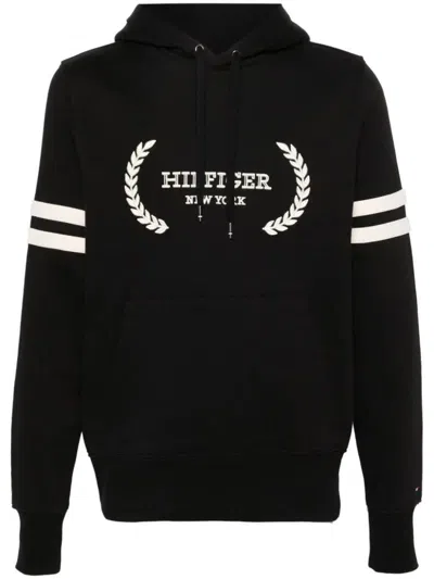 Tommy Hilfiger Embroidered Hilfiger Laurel Logo Hoodie In Black