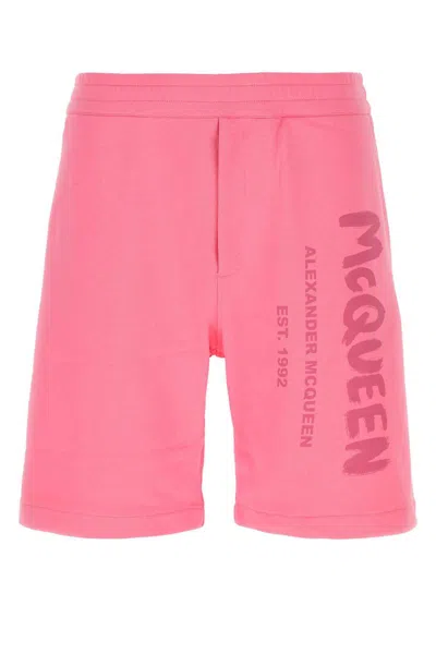 Alexander Mcqueen Bermuda Shorts With Graffiti Logo Print In Fuchsia