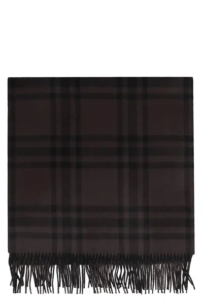Burberry Checked Cashmere Scarf In Grey