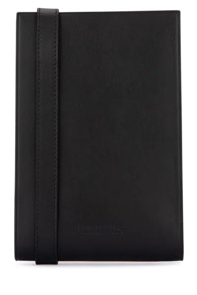 Jacquemus Le Gadju Rectangle Neck Wallet In Black