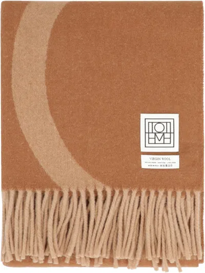 Totême Monogram Jacquard Wool Scarf In Beige
