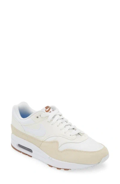 Nike Air Max 1 Sc Trainer In White