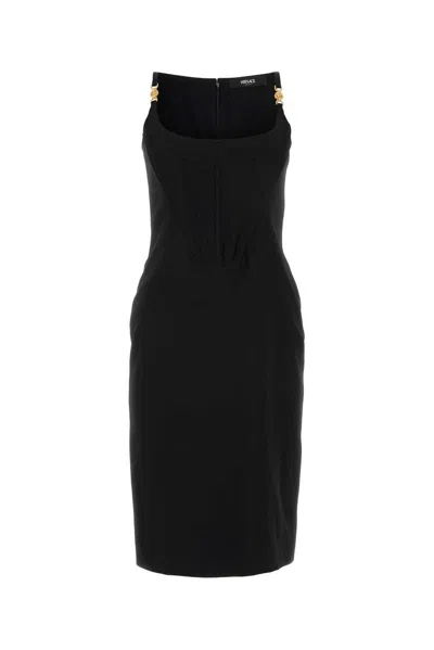 Versace Sleeveless Stretched Dress In Nero