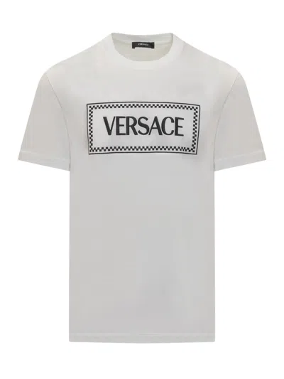 Versace T-shirt With Logo In Bianco Ottico