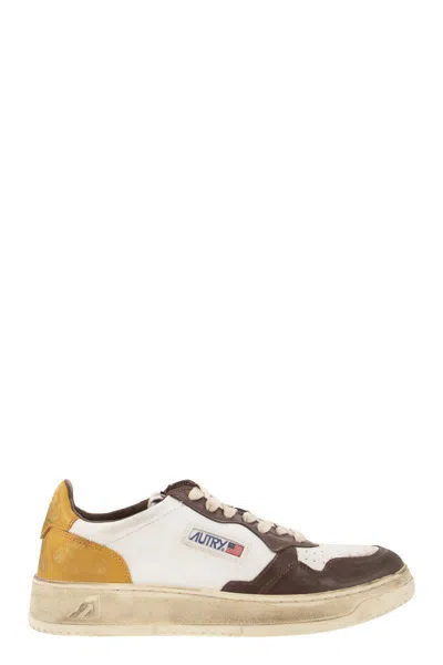 Autry Medalist - Super Vintage Trainers In White/brown/honey
