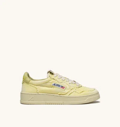 Autry Women's Medalist Canvas Low-top Sneakers In White Lime Yellow
