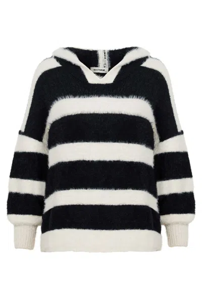 Nocturne Hooded Oversize Sweater In Black