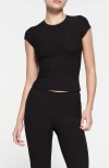 Skims Soft Lounge Lace T-shirt In Onyx