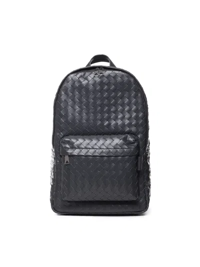 Bottega Veneta Intreccio Backpack In Calfskin In Black