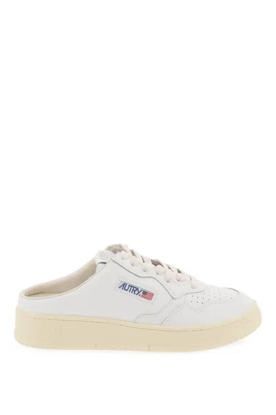 Autry Medalist Mule Low Sneakers In White,gold