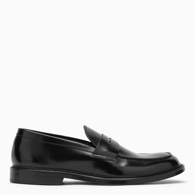 Doucal's Black Leather Classic Loafer