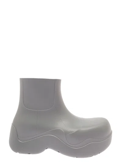 Bottega Veneta Puddle Rubber Ankle Boots In Grey