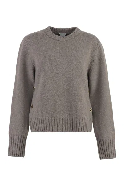 Bottega Veneta Heavy Wool Sweater With Knot Buttons In Taupe