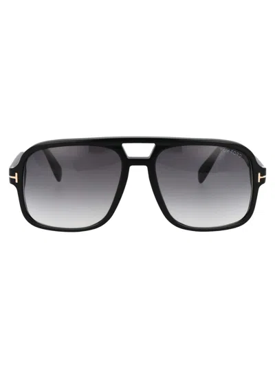 Tom Ford Ft0884 Sunglasses In Grey