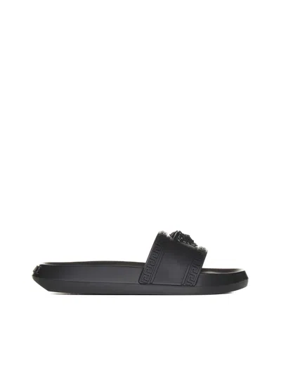 Versace 'palazzo' Rubber Slides In Nero