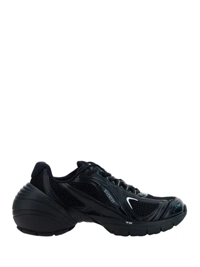 Givenchy Tk-mx Runner Lace-up Sneakers In Nero