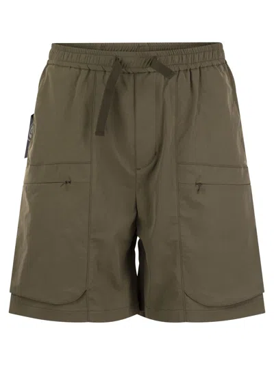 Colmar Bermuda Shorts In Technical Fabric With Drawstring In Military Green