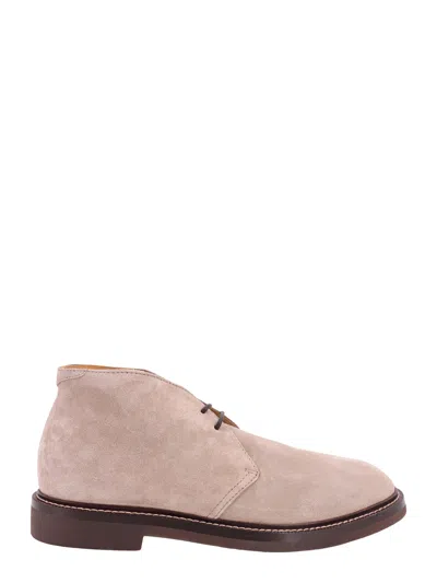Brunello Cucinelli Lace Up Classic Derby Shoes In Beige