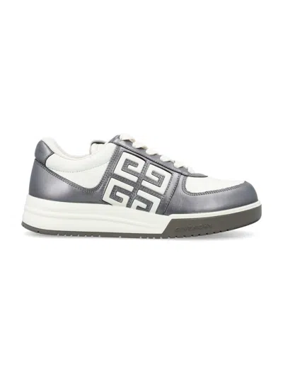 Givenchy G4 Womans Sneakers In White/silvery