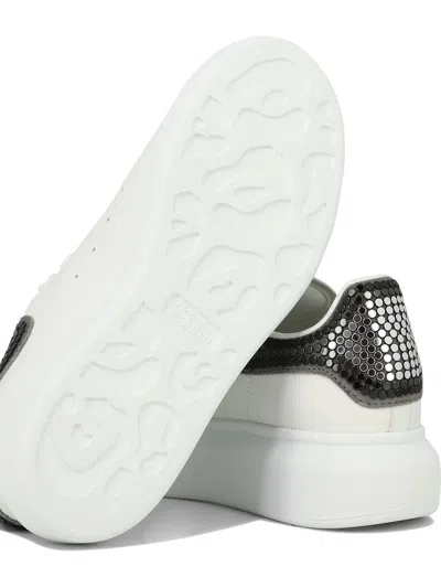 Alexander Mcqueen Sneaker 'larry' In Leather In White
