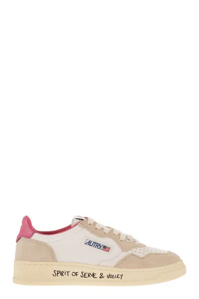Autry Sneakers In White/neutrals