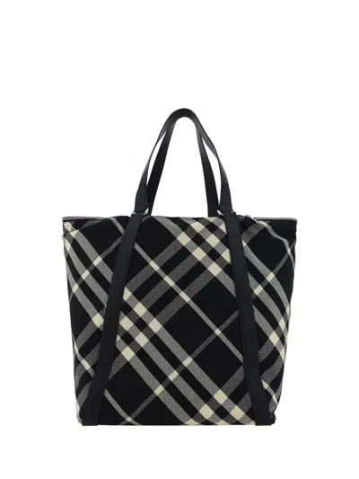 Burberry Festival Shoulder Bag In Black/calico