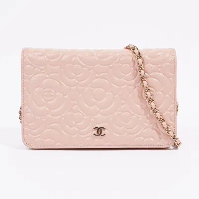 Pre-owned Chanel Camellia Wallet On Chain Leather In Pink