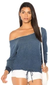 BELLA DAHL TIE FRONT OFF THE SHOULDER SWEATSHIRT,B4579 590 767