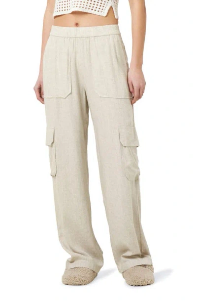 Noisy May Nat Wide Leg Jeans With Pocket Detail In Ecru-white