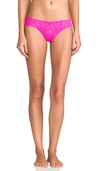 HANKY PANKY HANKY PANKY LOW RISE THONG IN PASSIONATE PINK,HANK-WI4